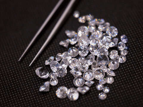 LOOSE DIAMONDS